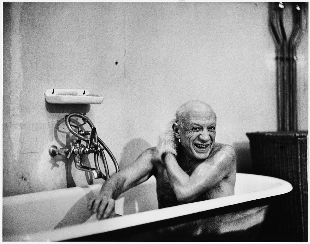 Artist Pablo Picasso taking a bath at his Riviera villa. (Photo by David Douglas Duncan /The LIFE Images Collection)